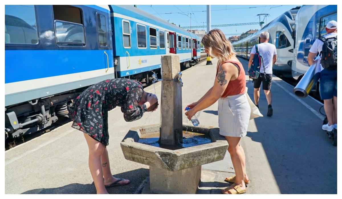 Când va fi vârful valului de căldură extremă. Umiditatea va face atmosfera greu de suportat