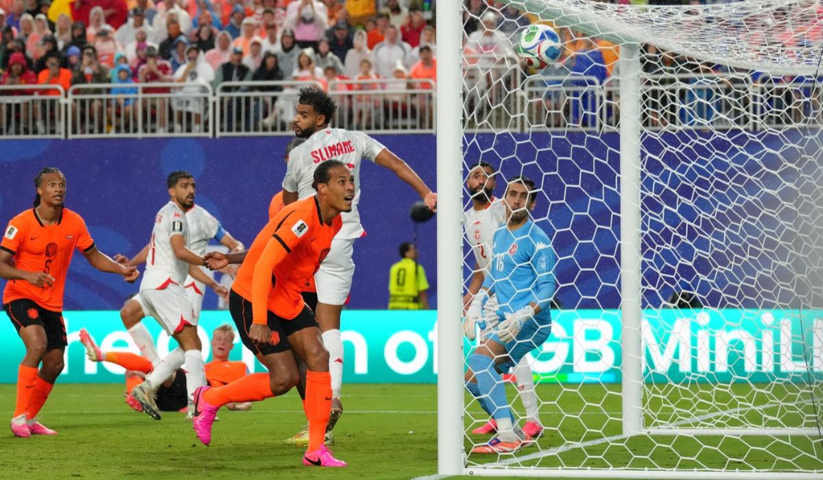 Tunisia - Olanda 1-3. Africanii revin în meci. Van Hecke răspunde imediat după reuşita lui Mastouri