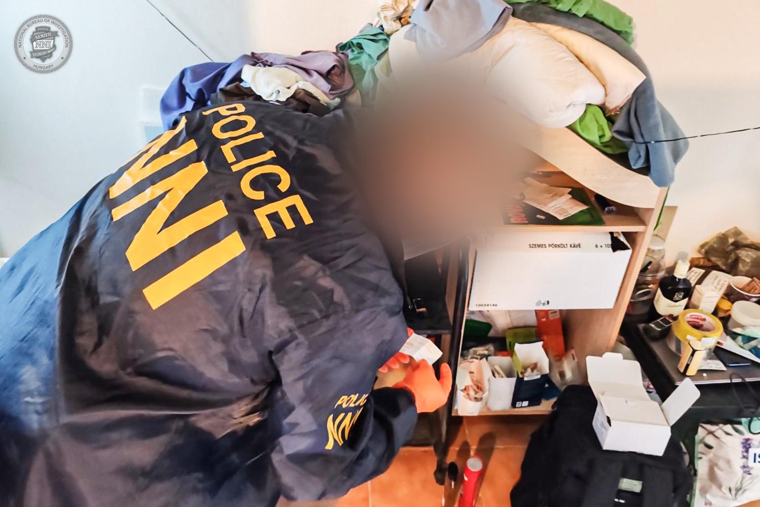 Un angajat de spital, acuzat că a furat și mâncat rămășițe umane. Părți de corp, găsite în apartamentul lui