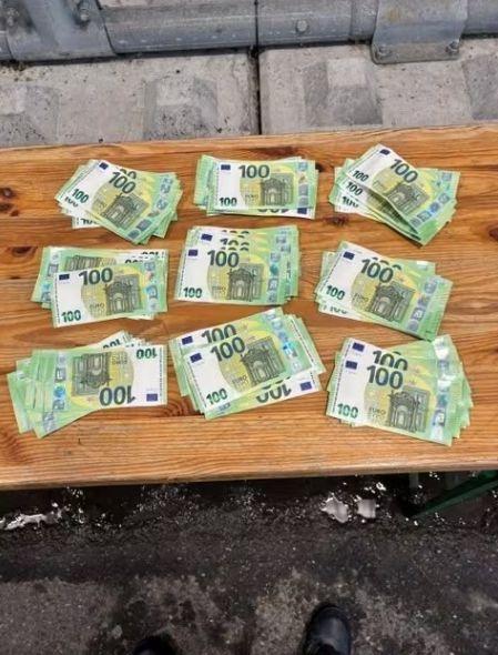 Un român, prins cu o mică avere nedeclarată la graniţa cu Germania
