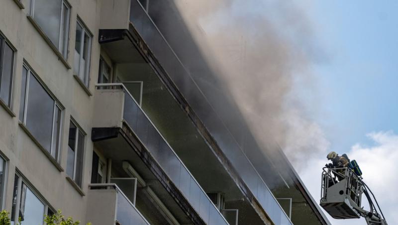 Cel puţin 5 morți, după ce un incendiu violent a cuprins un bloc de apartamente din Anvers