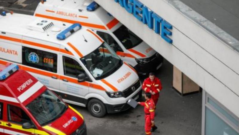 5 persoane rănite după ce un microbuz cu 11 pasageri s-a răsturnat în Vrancea. Planul roşu, activat