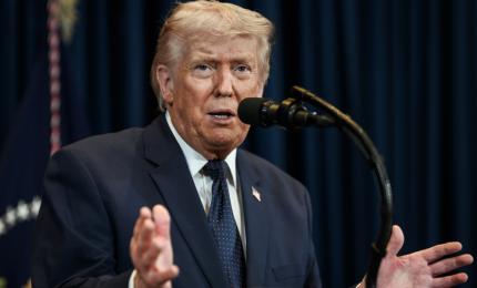 Trump spune că Strâmtoarea Ormuz este deschisă, în ciuda atacurilor venite dinspre Iran