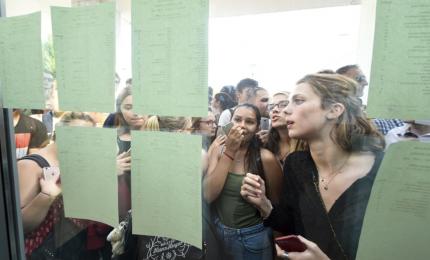 Un elev din Vrancea a luat 10 la Limba română la BAC, după contestaţie. Iniţial primise 8,55