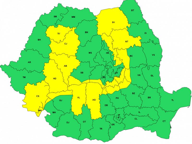 Furtuni puternice în România. Cod galben de caniculă, ploi torențiale, vânt și grindină Furtuni puternice în România. Cod galben de caniculă, ploi torențiale, vânt și grindină