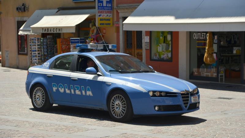 Un român, arestat în Italia pentru că îşi maltrata soţia însărcinată şi o obliga să se prostitueze
