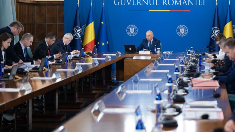 Planul lui Bolojan dacă prețul motorinei nu scade. Ministrul Agriculturii: Este inacceptabil de mare