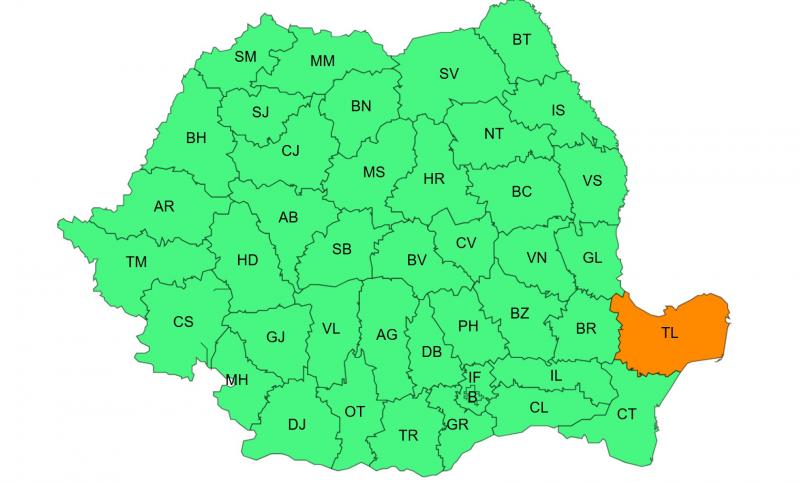 Cod Roșu de furtună în Tulcea. Sunt prognozate căderi masive de precipitaţii, de 90-110 l/mp