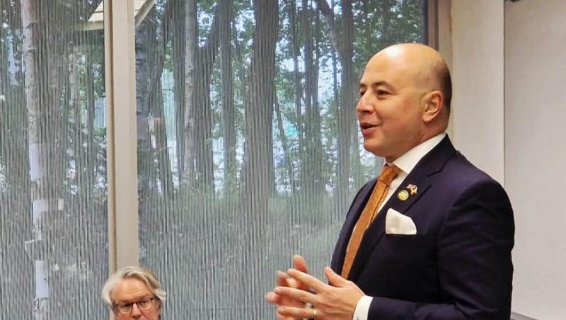 Premieră diplomatică: Andrei Muraru, primul ambasador român ajuns în toate cele 50 de state americane
