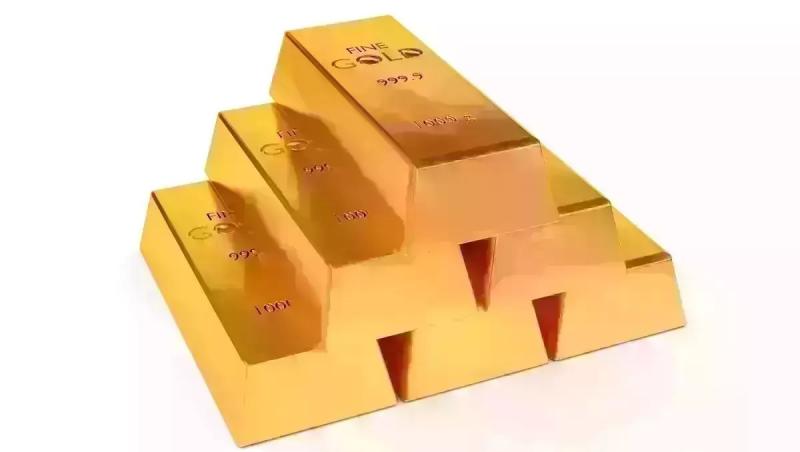 Preţul pentru un gram de aur este în scădere, faţă de cel afişat în ziua precedentă