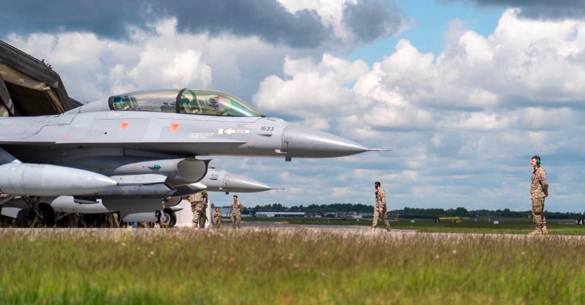 O nouă dronă a fost doborâtă de Forţele Aeriene Române, pentru a treia zi consecutiv. Anunţul lui Nicuşor Dan
