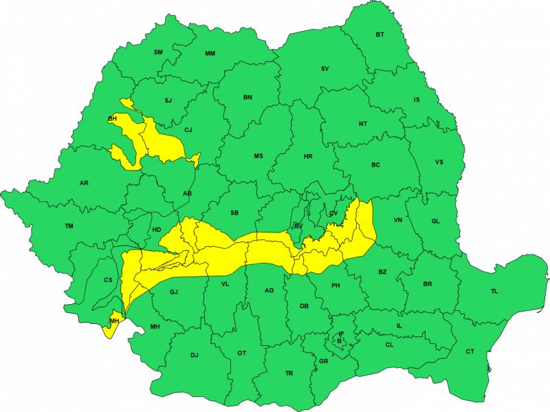 Jumătate de ţară intră sub cod galben de vijelii, grindină și cantități mari de apă