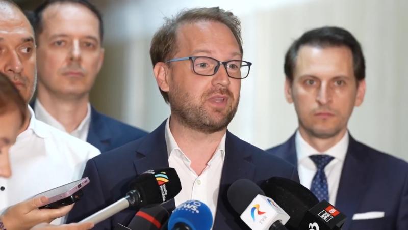 Fritz acuză PSD că a trecut un amendament la legea ANI prin care îşi pierde mandatul