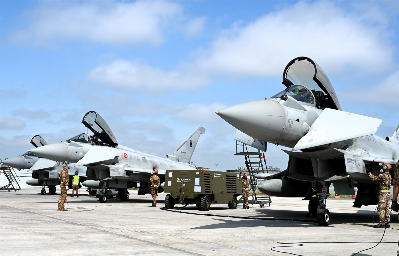 Spania trimite în România 7 avioane F-18, 200 de militari şi trei elicoptere NH-90 să vâneze drone ruseşti