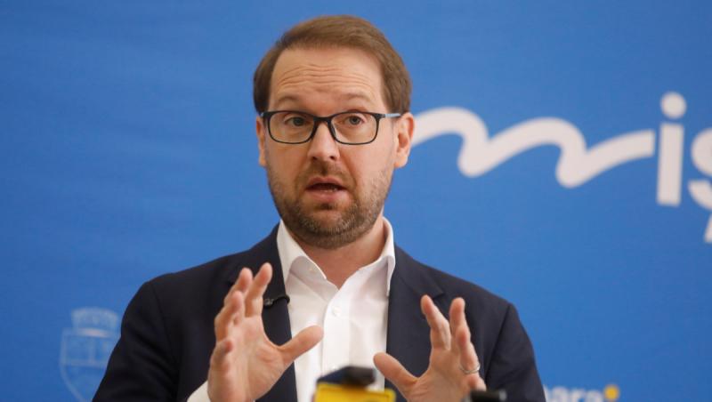 "Nu vine apocalipsa". Ce crede Dominic Fritz că se va întâmpla dacă legea salarizării nu trece