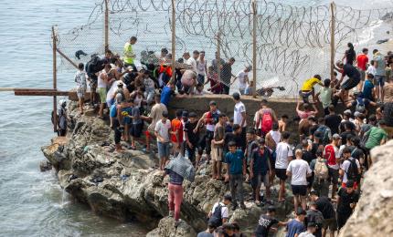 Italia suspendă acordul Schengen cu Spania. Trump spune despre Ceuta că este "o catastrofă"