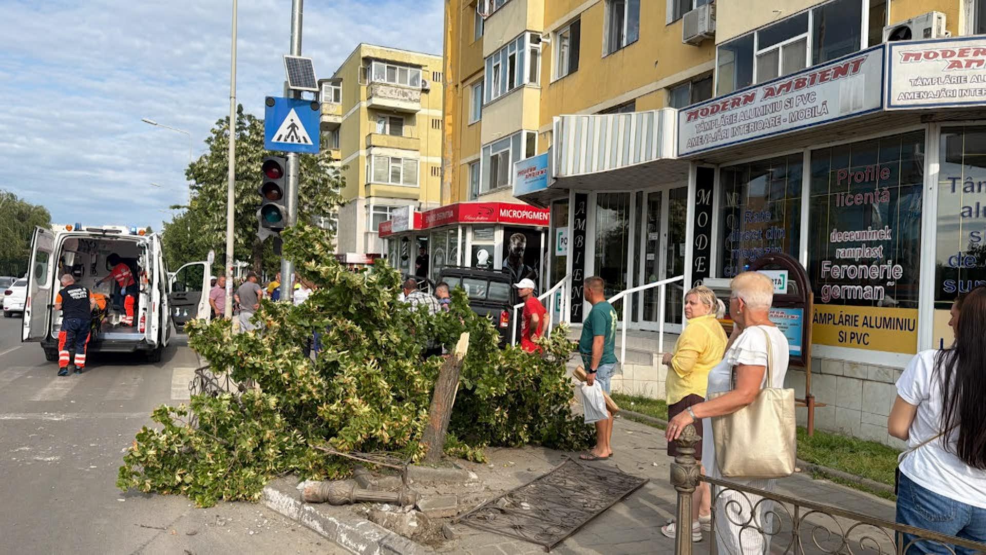 Filmul teribulului accident din Tulcea. Tatiana a murit aşteptând pe o bancă