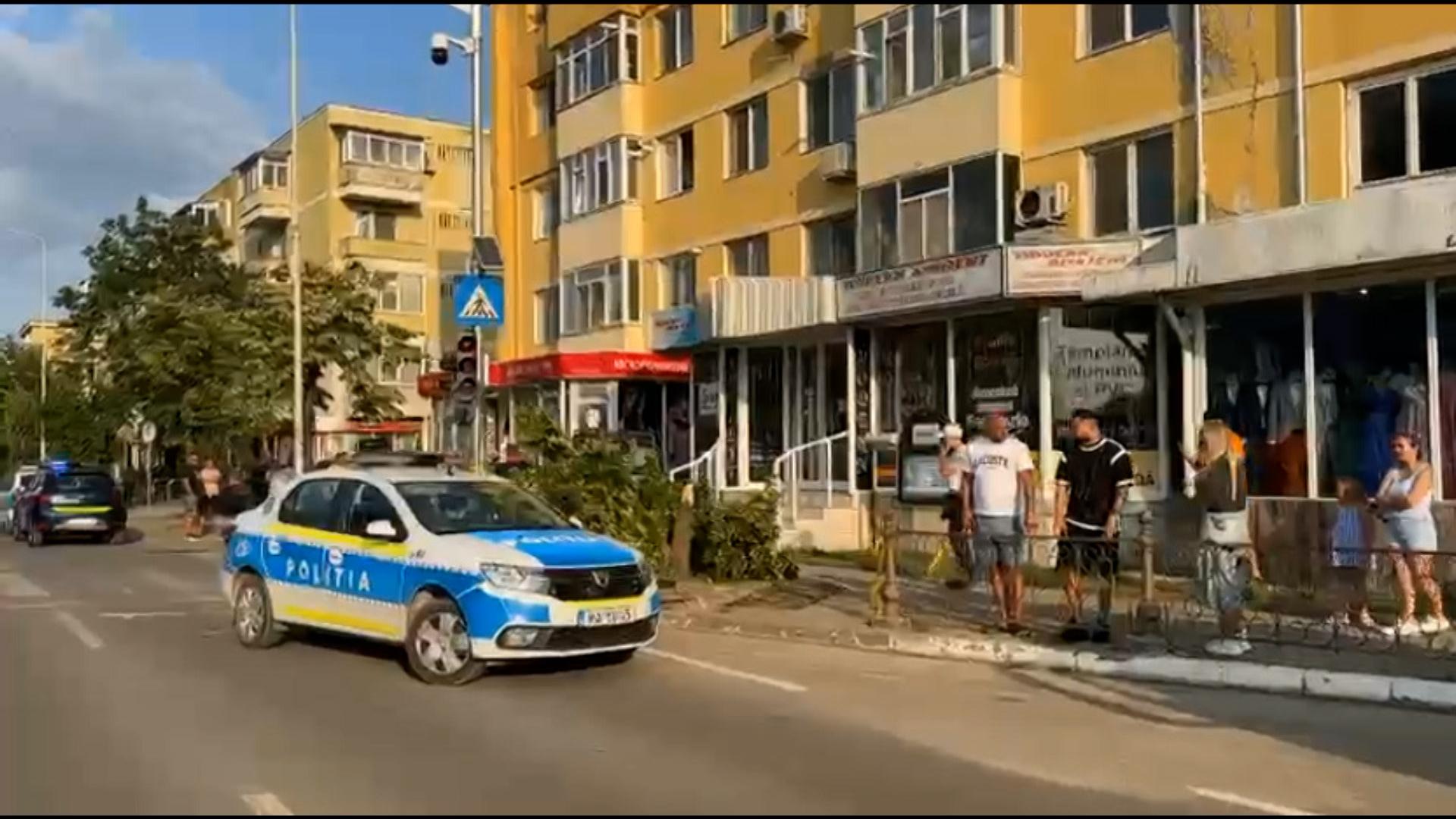 ANIMAŢIE. Femeie, strivită pe o bancă din Tulcea, de un şofer care a evitat să intre în maşina din faţă