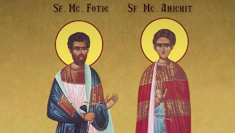Sfinţii Mucenici Fotie şi Anichit sunt prăznuiţi pe 12 august