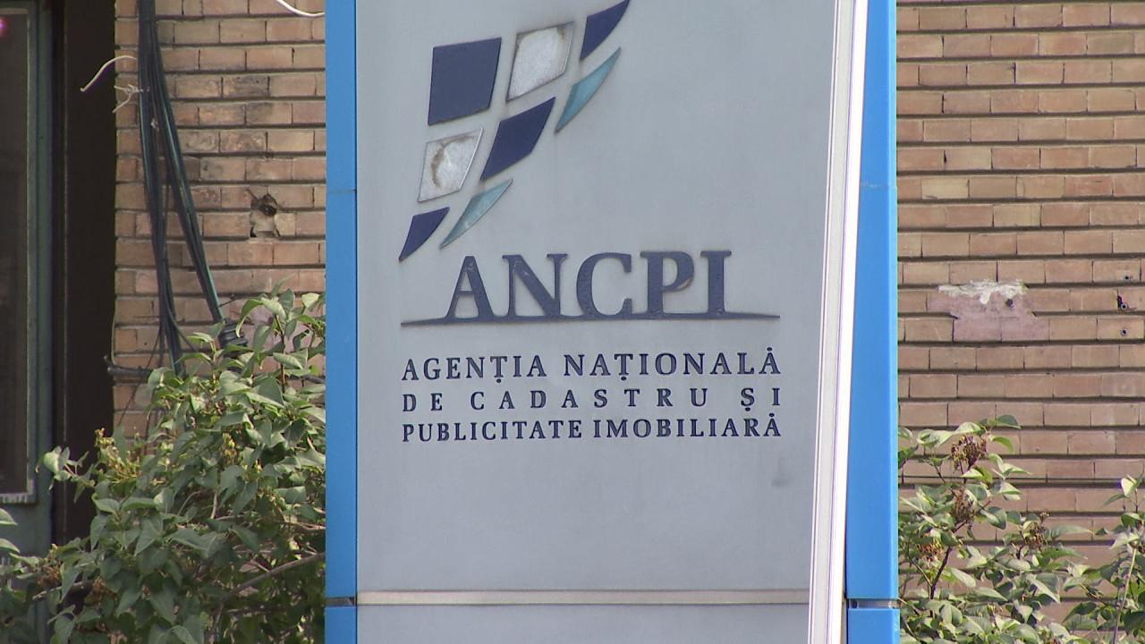 Surse: Notarii pot accesa din nou siteul de cadastru. Platforma e-Terra, deschisă parțial
