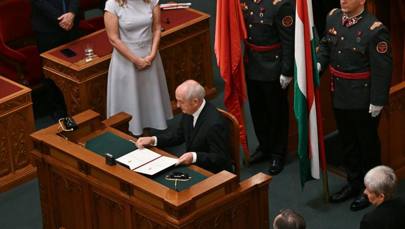Ungaria are un nou preşedinte. Andras Baka, fost şef al Curţii Supreme, ales de Parlament