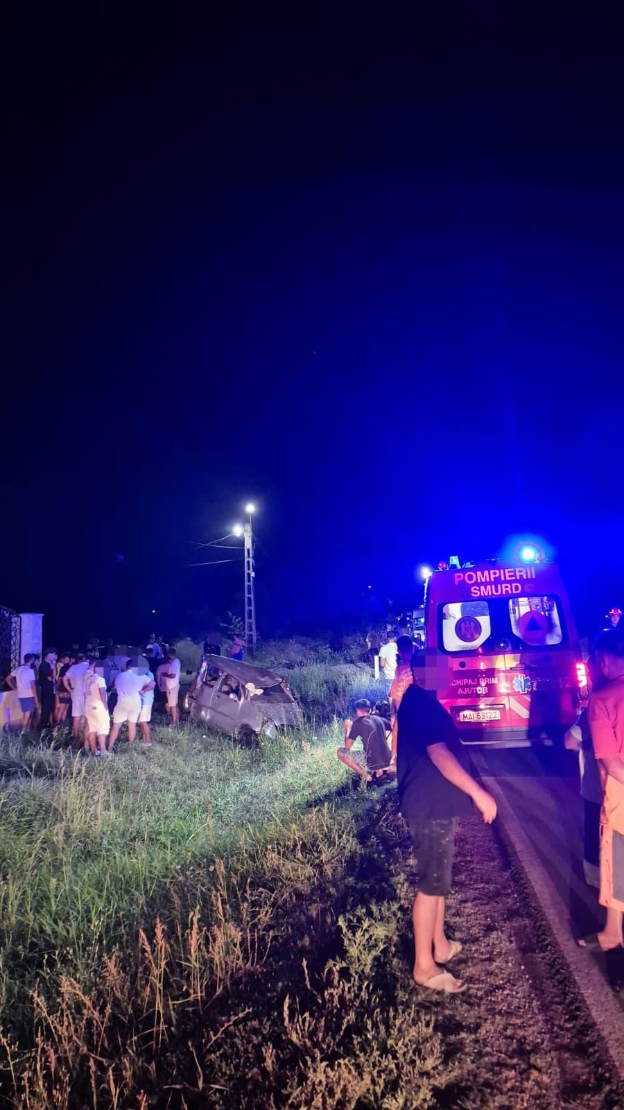 La 20 de ani, un șofer a semănat moarte în Corbii Mari. A murit în drum spre spital, după ce a luat 4 vieți