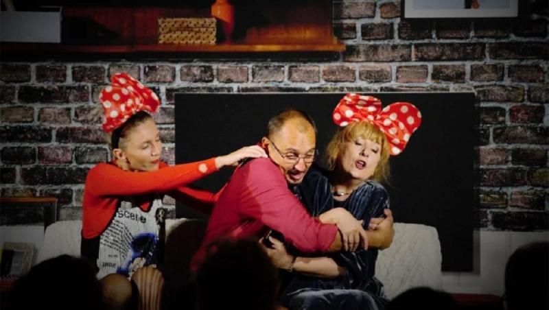 Piesa de teatru "Soţ de vânzare" se joacă joi, 13 august, la Teatrul Roşu din Bucureşti