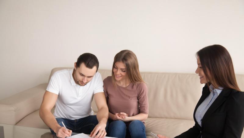 Apartamente de închiriat: ce trebuie să verifici la vizionare înainte să semnezi contractul