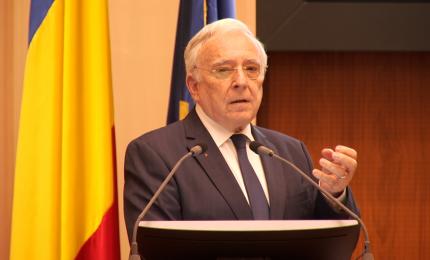 Mugur Isărescu, despre trecerea la EURO: "Decizia este deja luată"
