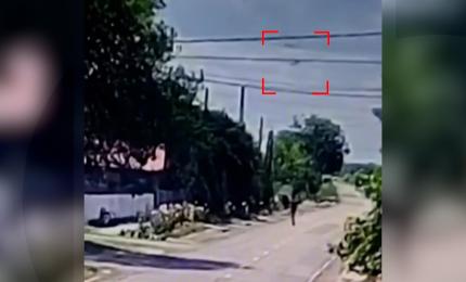 Cazul copilului, lovit de un obiect căzut din cer, ajunge în instanță. Familia susține că a fost o dronă
