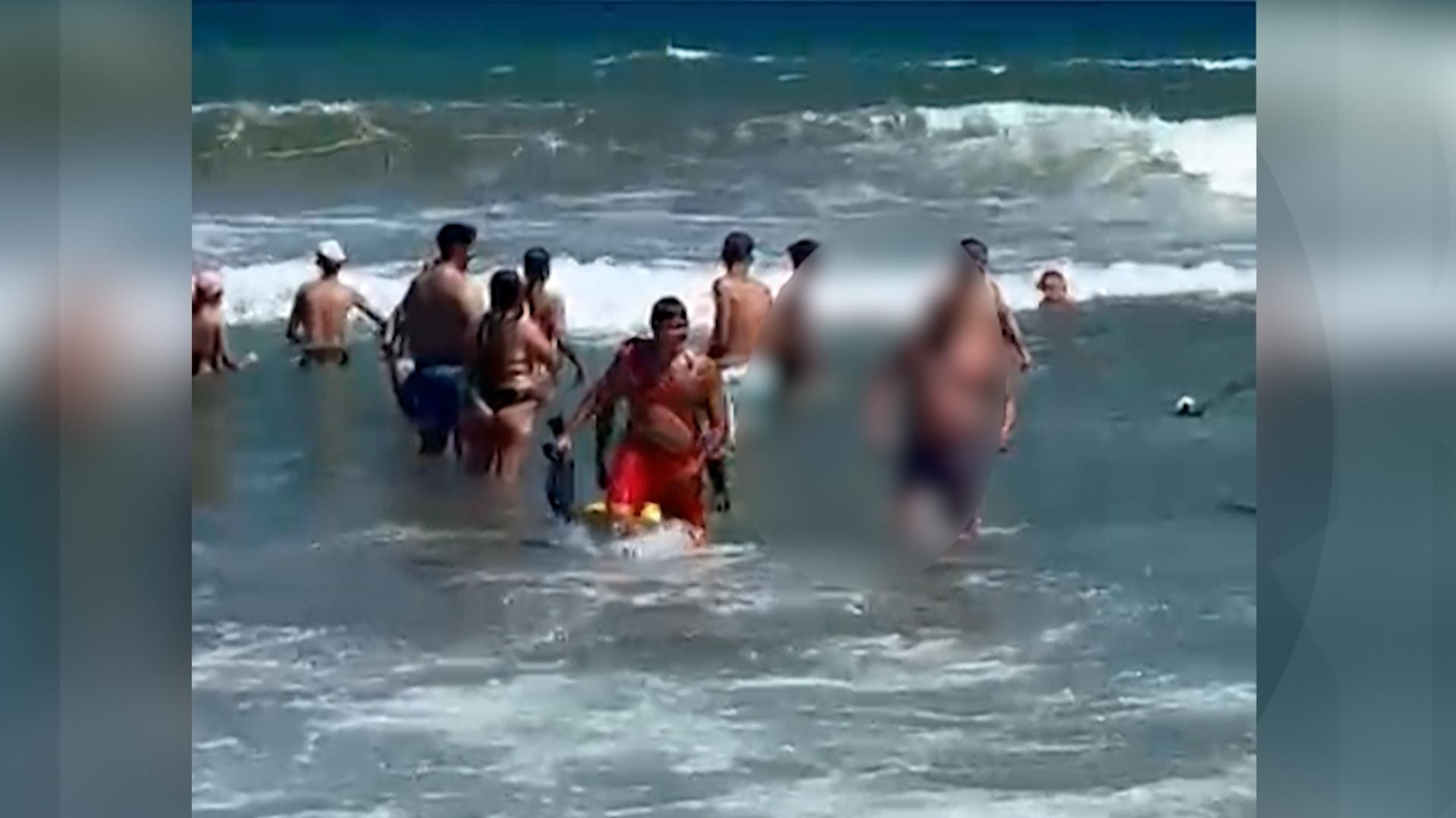 Vlad și Ionuț au murit înecaţi la Olimp sub ochii surorii lor. Îi trimiseră mamei lor o ultimă fotografie