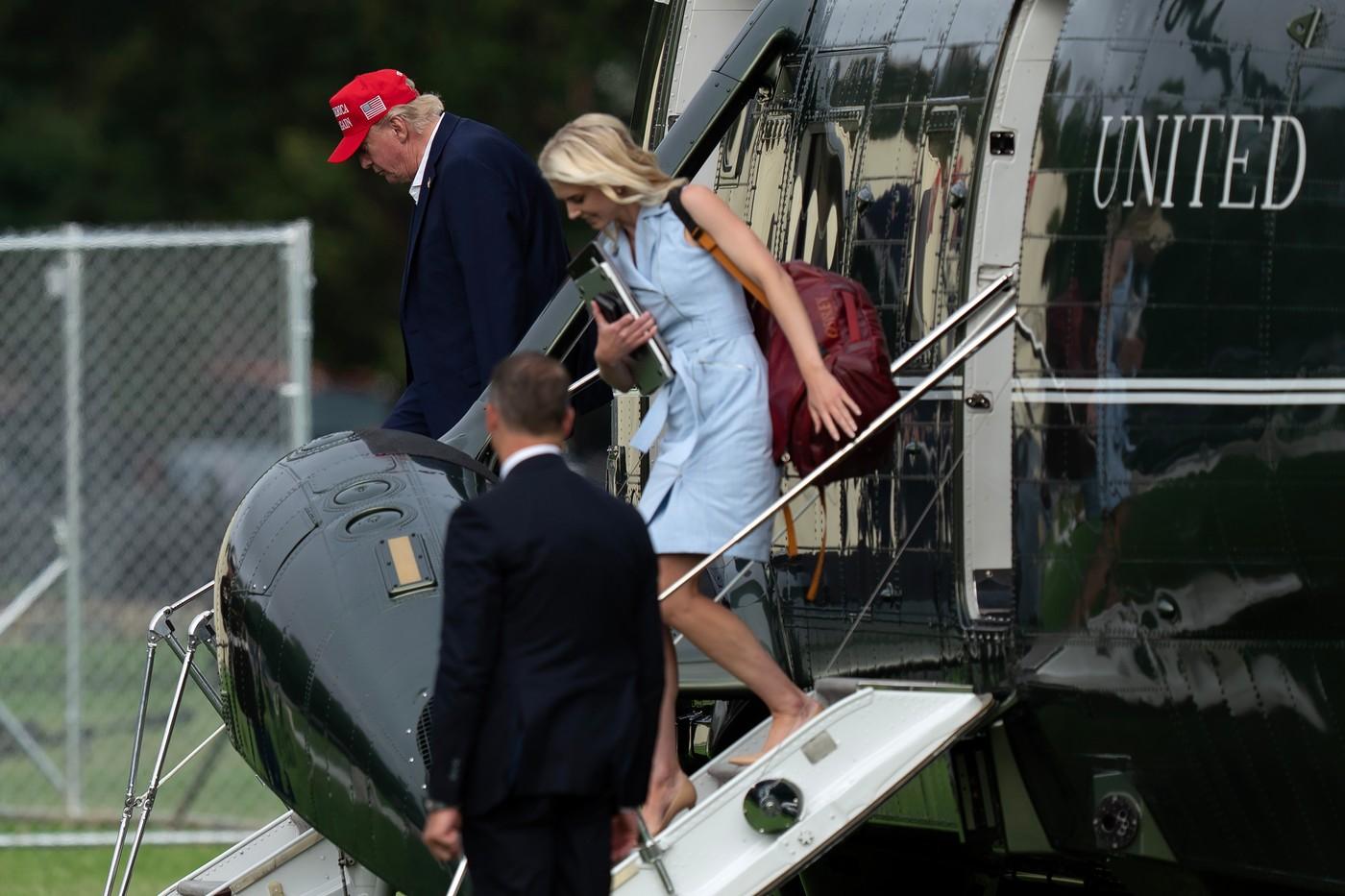 Cine este Natalie Harp, asistenta care îi scrie postările lui Trump. S-a urcat în portbagaj să îi fie alături