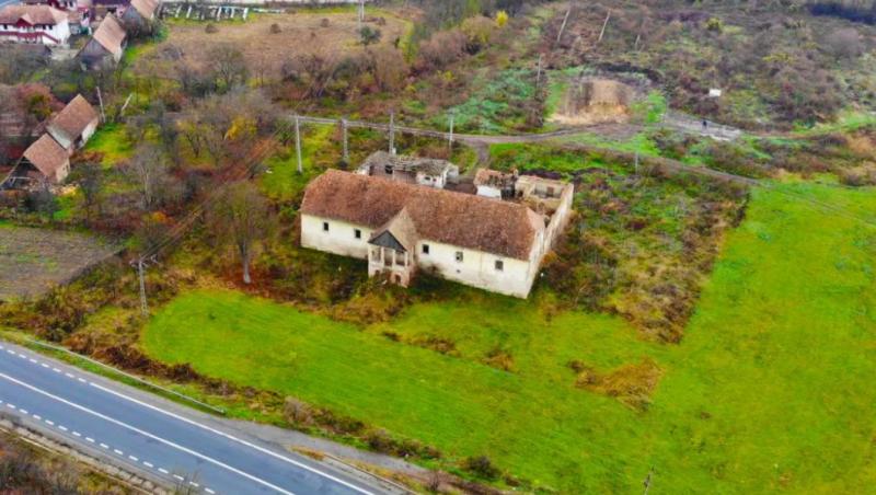 Castelul Haller din Mihai Viteazu