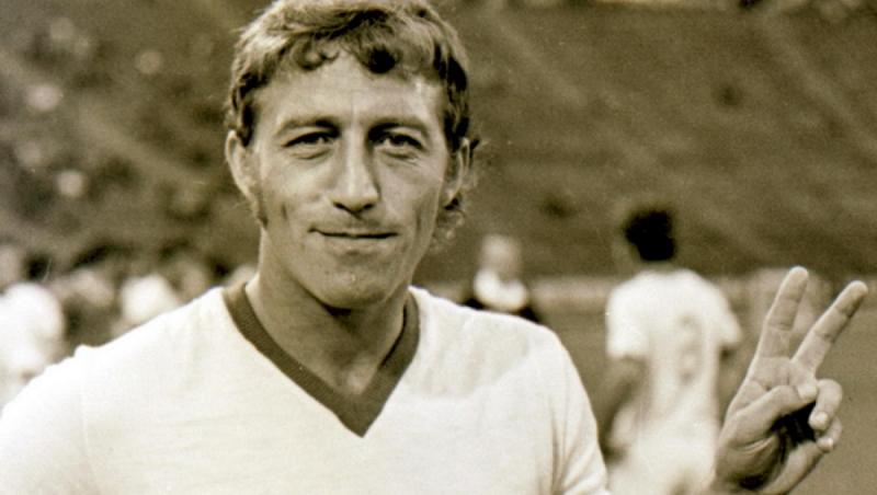 Pe 26 august 1947 se năştea fotbalistul român Nicolae Dobrin