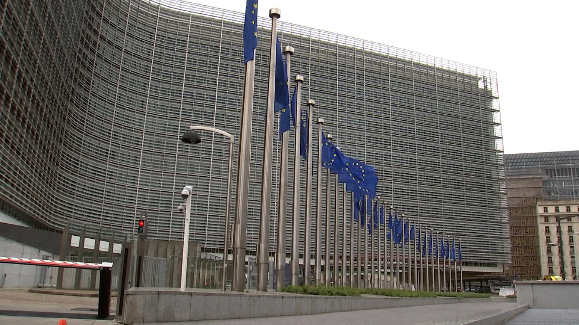 8 miliarde de euro din PNRR, în pericol. Proiecte întârziate sau legi blocate în Parlament