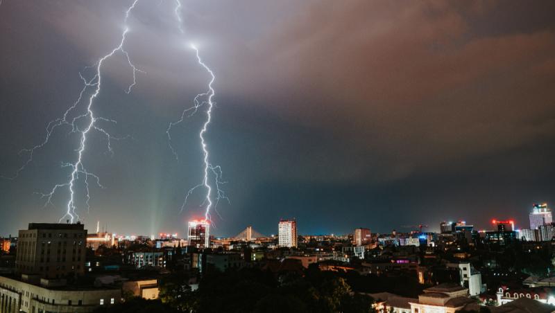 Alertă meteo: Cod galben de vijelii şi furtuni puternice în mare parte din ţară. Cum va fi vremea în Capitală