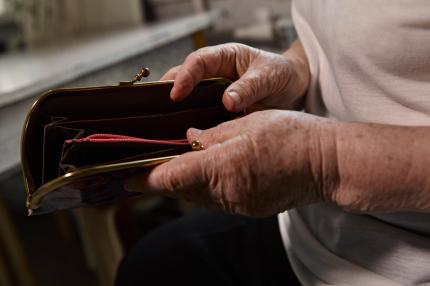 Când intră pensiile pe card în septembrie 2026