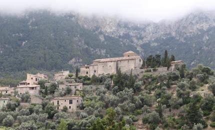 Satul unde temperaturile pot coborî până la 0°C în august, în timp ce restul Spaniei se topește la 40°C