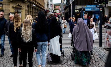 O ţară din Europa oferă 32.000 de euro fiecărui adult care pleacă din ea. Cine poate primi banii