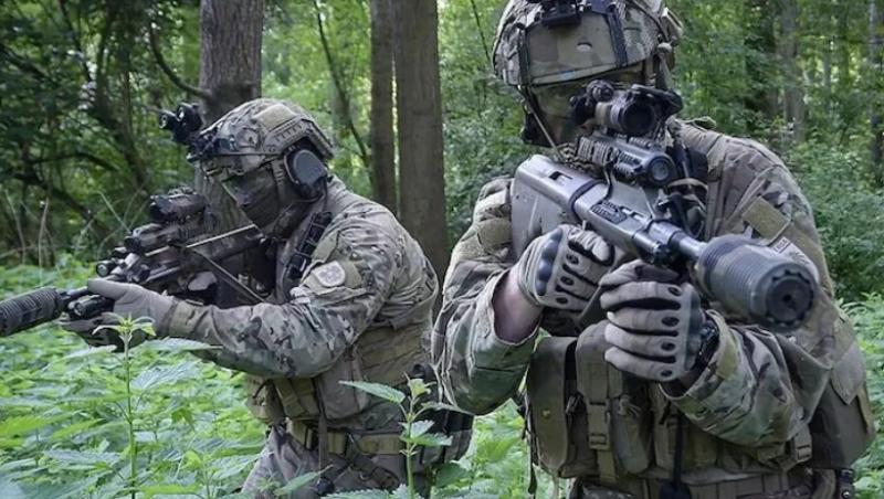 Foști militari SAS ar fi antrenat soldați ruși în tabere private din Bulgaria și Serbia