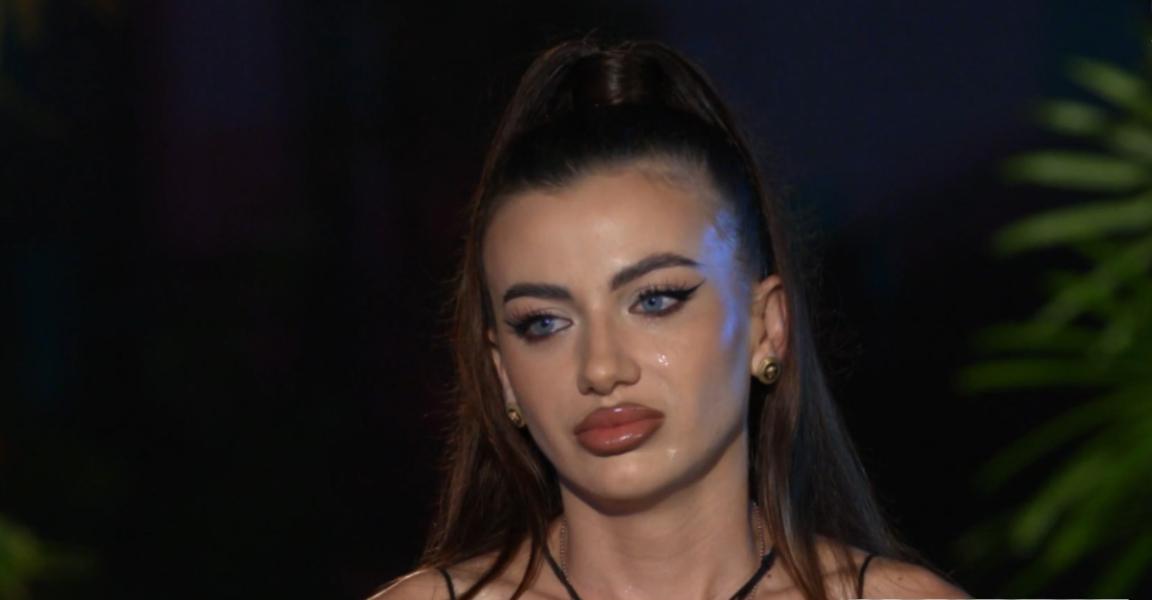 Bianca a izbucnit în plâns când s-a aprins Flacăra Ispitei