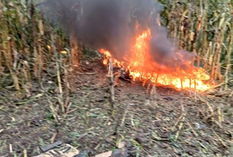 "Am crezut că a explodat butelia". Dronă prăbușită la mai puțin de 500 de metri de case, în Suceava