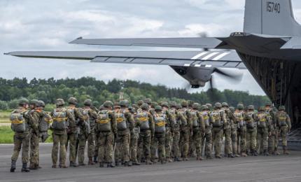 Manevre militare la granița NATO: Belarus trimite tancuri și trupe lângă Polonia și Lituania