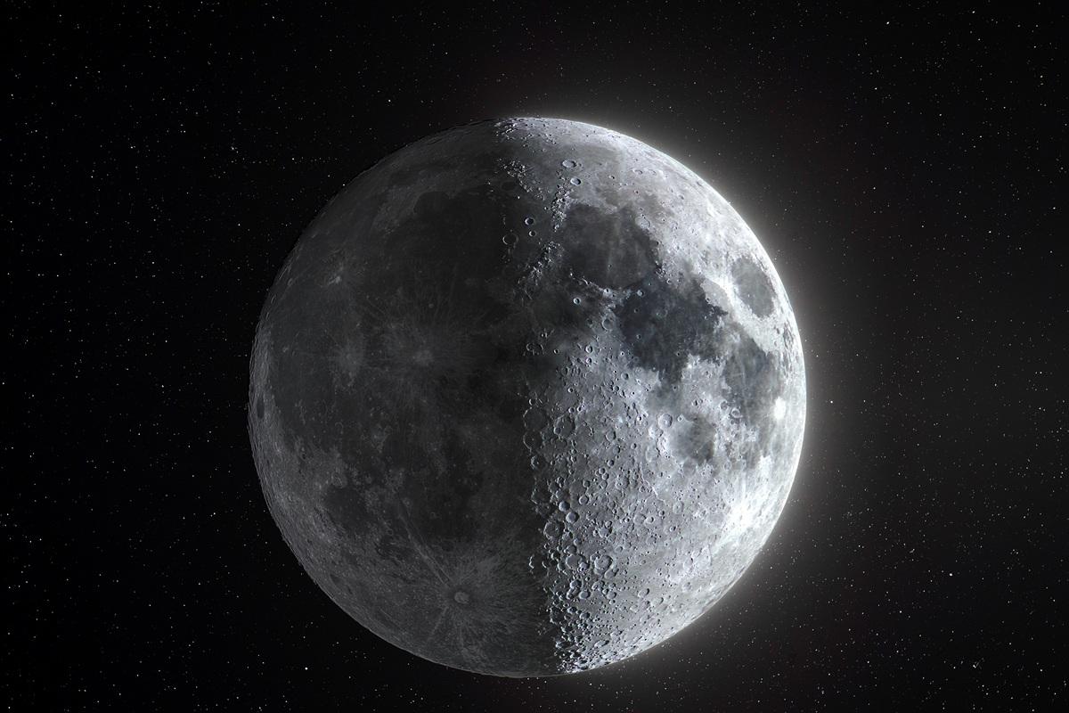 Lună