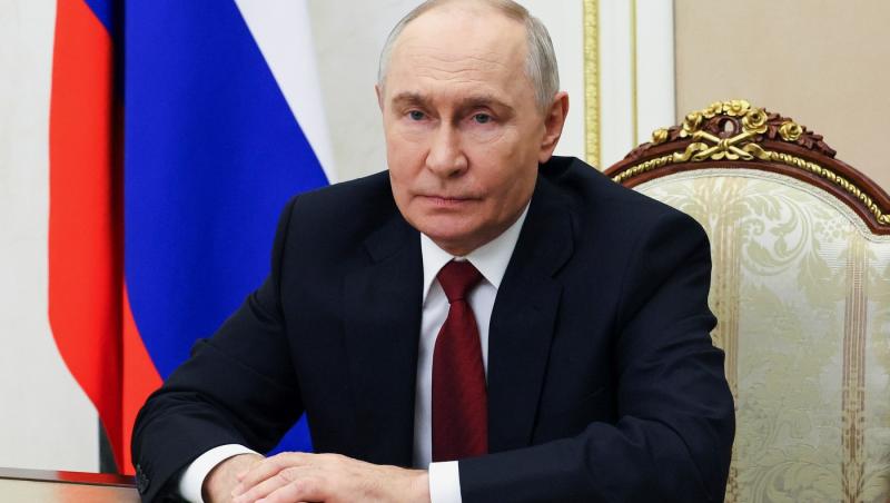 Rusia organizează în weekend alegeri parlamentare strict controlate, doar cu partide pro-Putin. Care este miza