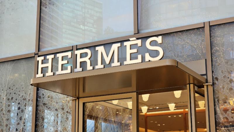 Misterul averii dispărute a unui moştenitor Hermes. Un acord secret semnat cu Louis Vuitton reaprinde războiul