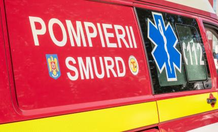 Femeie de 61 de ani, înjunghiată în gât de propriul fiu. S-a ascuns într-un lan de porumb ca să scape