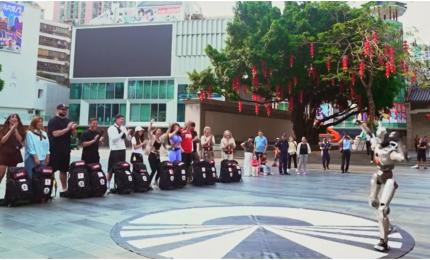 Asia Express, 20 septembrie 2026. Reacţia lui Cheloo când vede un robot "Nici electrocanicele nu îmi plac"