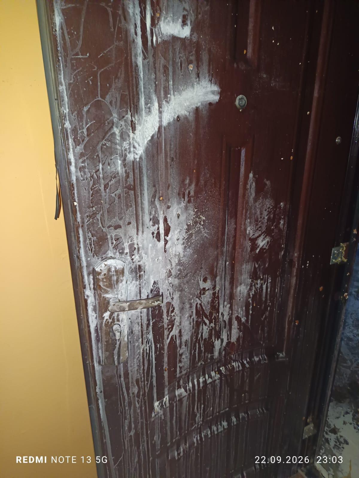 Revoltă în Cenei, după ce adolescentul implicat în crima lui Mario s-a întors acasă. Mama a sunat la 112