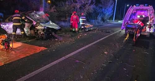 El este şoferul de 19 ani care a murit alături de prietenul său. "De ce mi l-ai luat, Doamne?"